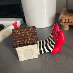 RARE 70’s Wizard of Oz Salt and Pepper Shakers